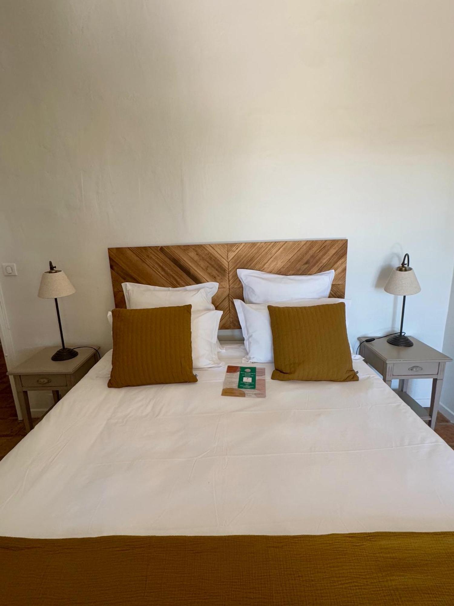 La Cle Des Champs, Boutique Hotel & Spa - Le Mas De Garrigon Roussillon en Isere Exteriér fotografie